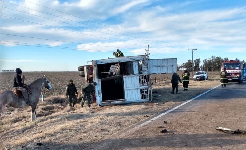 Fatal choque entre un camión y un auto en la ruta 33: murieron dos rosarinas | Rosario y la región
