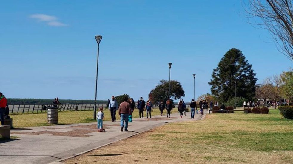 Lunes feriado con cielo despejado para disfrutar al aire libre | Servicios