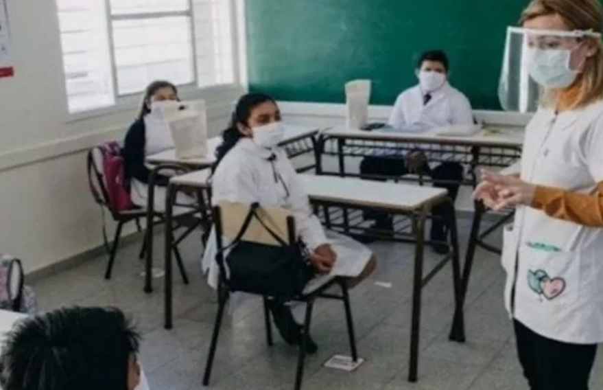 Evalúan intensificar la presencialidad en las aulas de todo el país | Información General