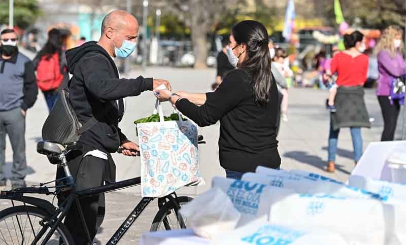 Una nueva edición de «Canjeamos tus reciclables» llega a la plaza Alberdi | Rosario y la región