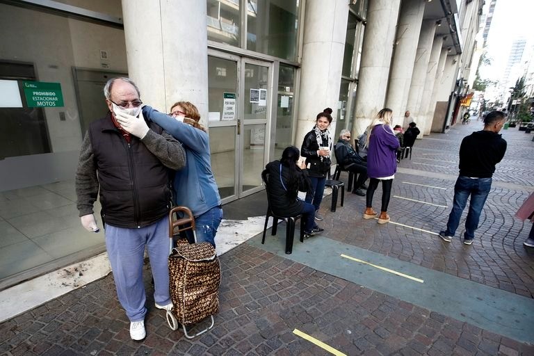 Coronavirus: viernes con 37 contagios y 10 muertes en Rosario | Rosario y la región