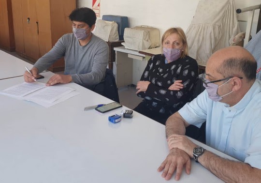 El municipio junto a Cáritas renueva el convenio de asistencia a mujeres en situación de calle | Rosario y la región