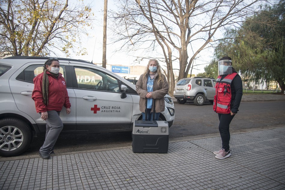 La Cruz Roja coopera con el Municipio en la campaña de vacunación de covid-19 | Rosario y la región
