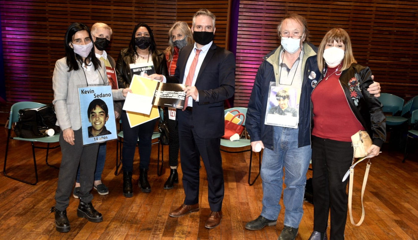 Presentan la primera guía de asistencia y orientación a víctimas de delitos en CABA | Información General