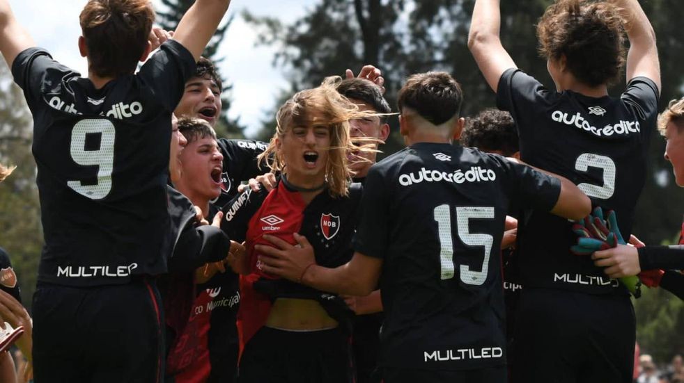 Newell’s se impuso con claridad en los clásicos rosarinos de inferiores en AFA | Deportes