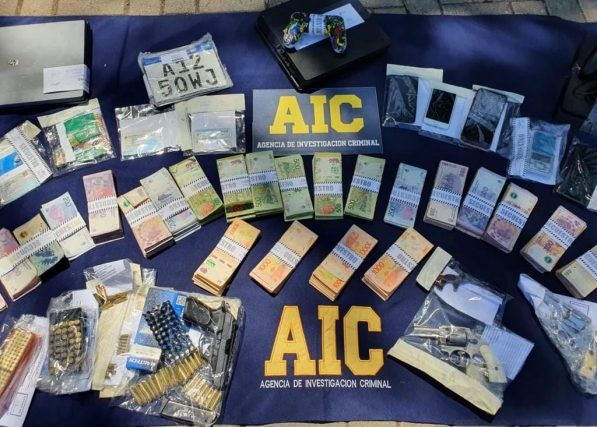 Desbarataron banda que obligaba a vecinos a abandonar sus viviendas | Rosario y la región