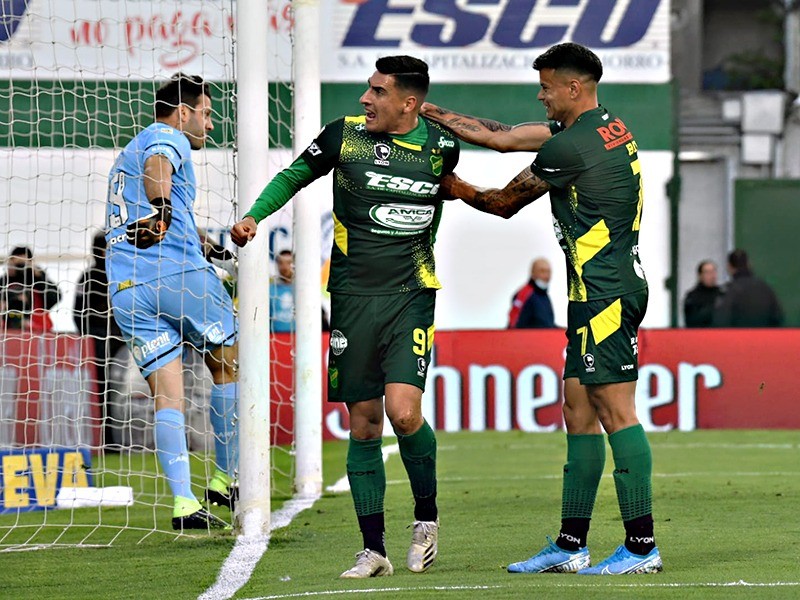 Central no dio pie con bola y Defensa le hizo precio | Deportes