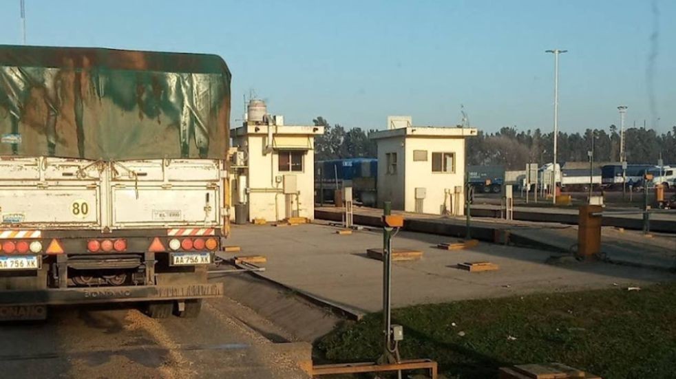 El ingreso de camiones con granos al Gran Rosario ya supera los niveles de 2020 | Economía y negocios