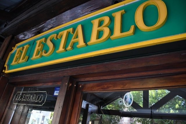 Abrazo solidario a El Establo y temor por nuevas balaceras a restaurantes | Rosario y la región