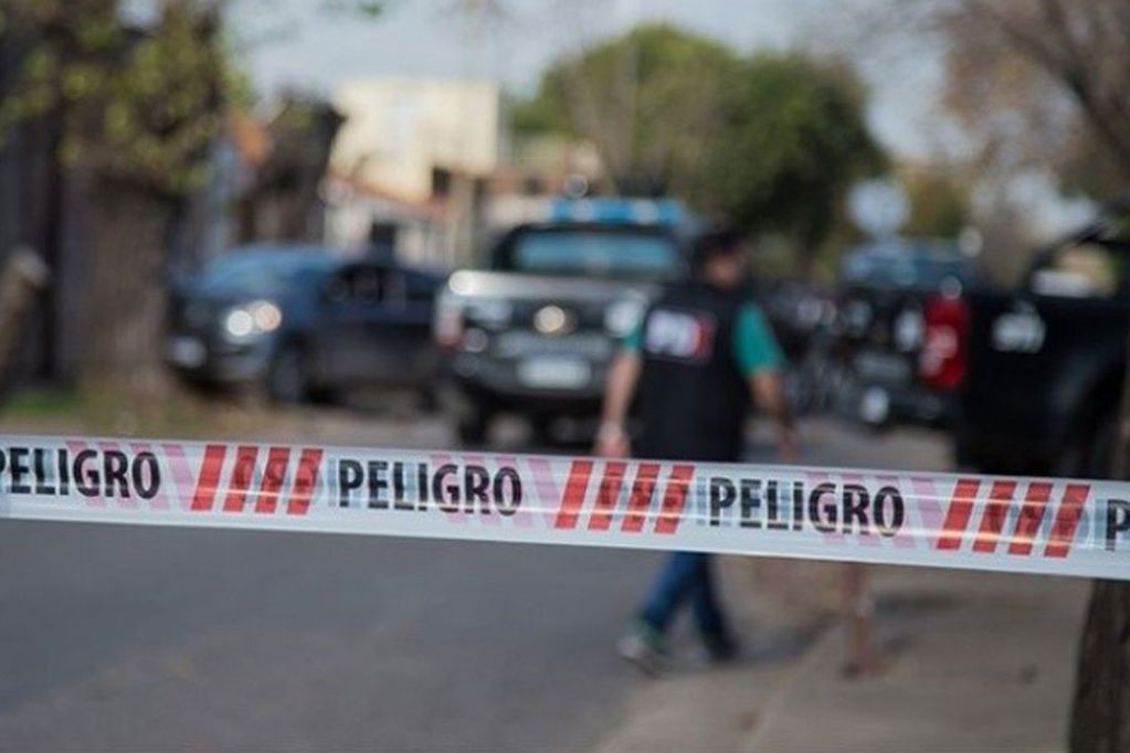 Degollaron a policía retirado en su casa de barrio Tablada | Rosario y la región