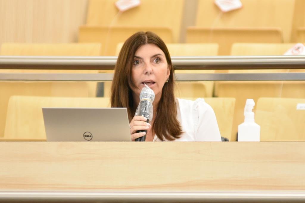 El Concejo debate el Presupuesto: para Figueroa Casas, "es preocupante el endeudamiento que plantea el intendente" | Rosario y la región