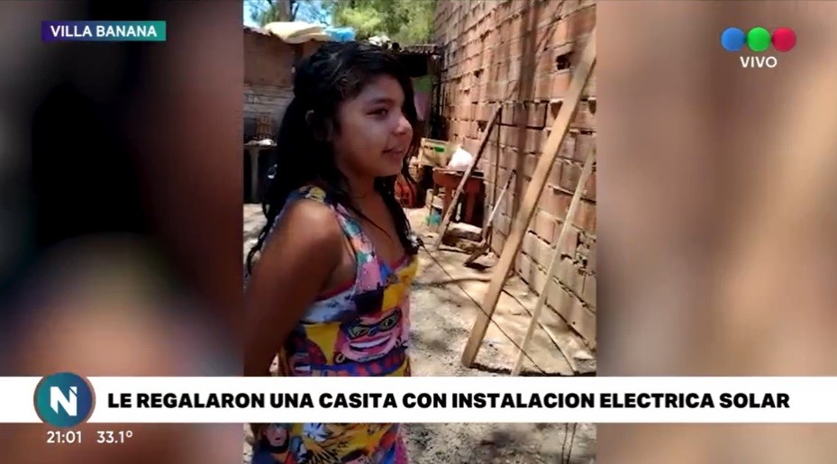 La historia de Iris: alumna premiada que estudia para sacar a su familia de la miseria | Rosario y la región