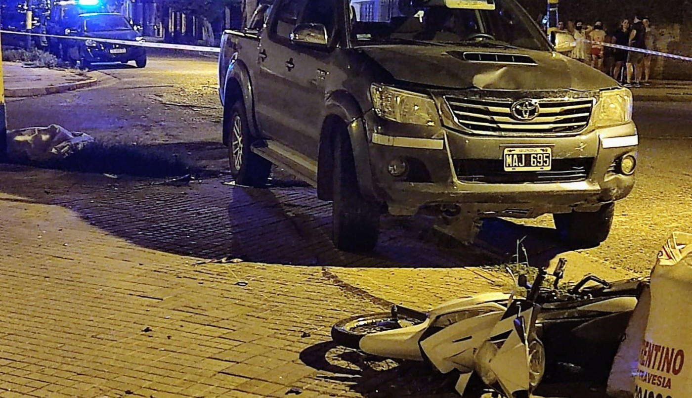Fatal destino de delivery que murió atropellado por una camioneta | Rosario y la región