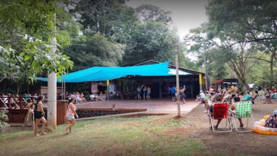 Tragedia en un camping: una nena murió aplastada por una mesa | Información General