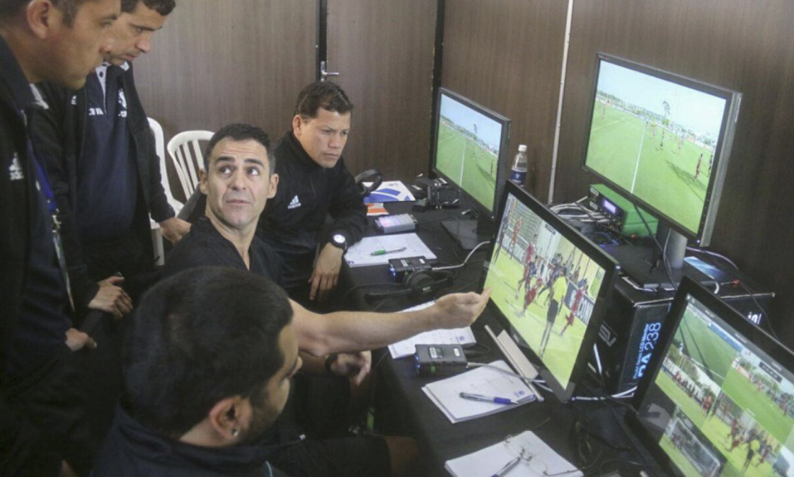 Beligoy: "La idea es que el VAR arranque en todos los partidos para la cuarta fecha” | Deportes