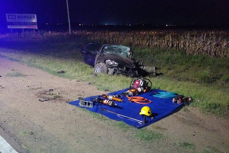 Murió un remisero en trágico choque frontal contra un camión | Rosario y la región