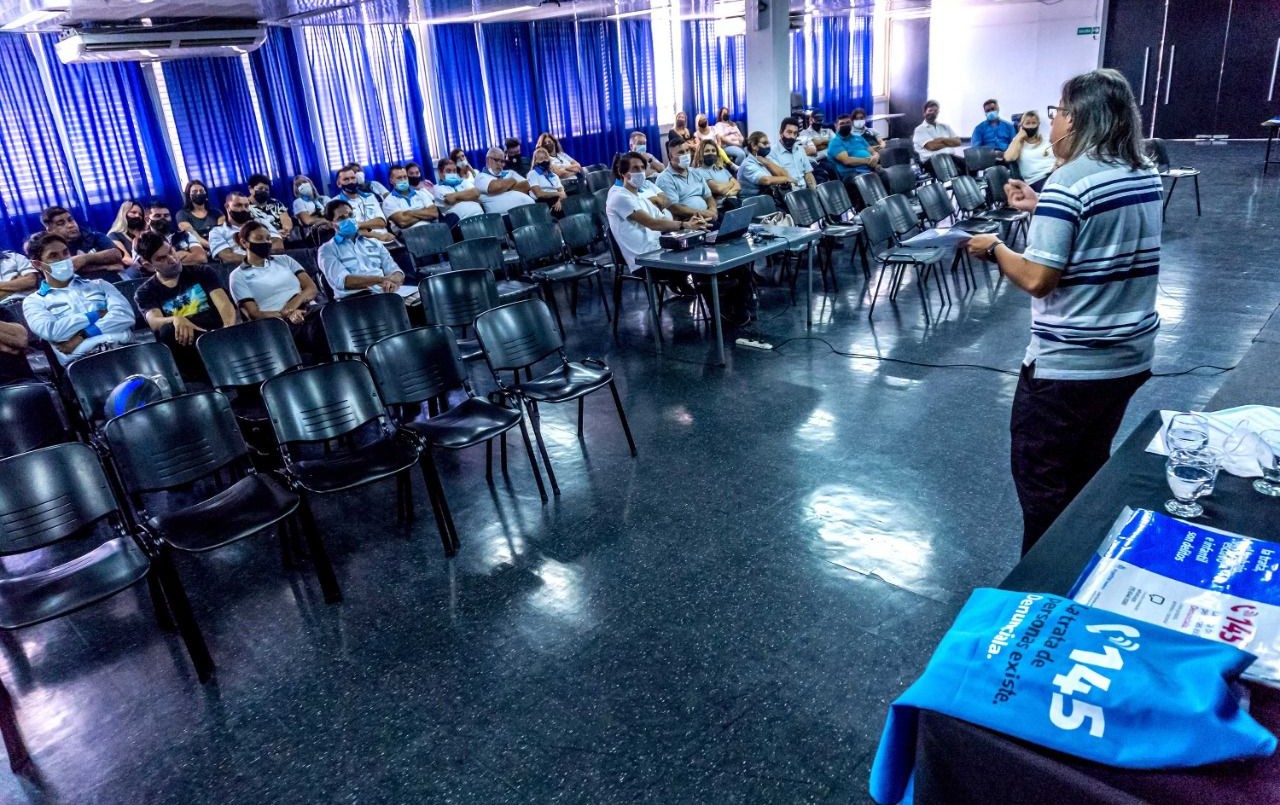 Trabajo de capacitación sobre “Trata y explotación de personas” para agentes de Control y Convivencia | Rosario y la región