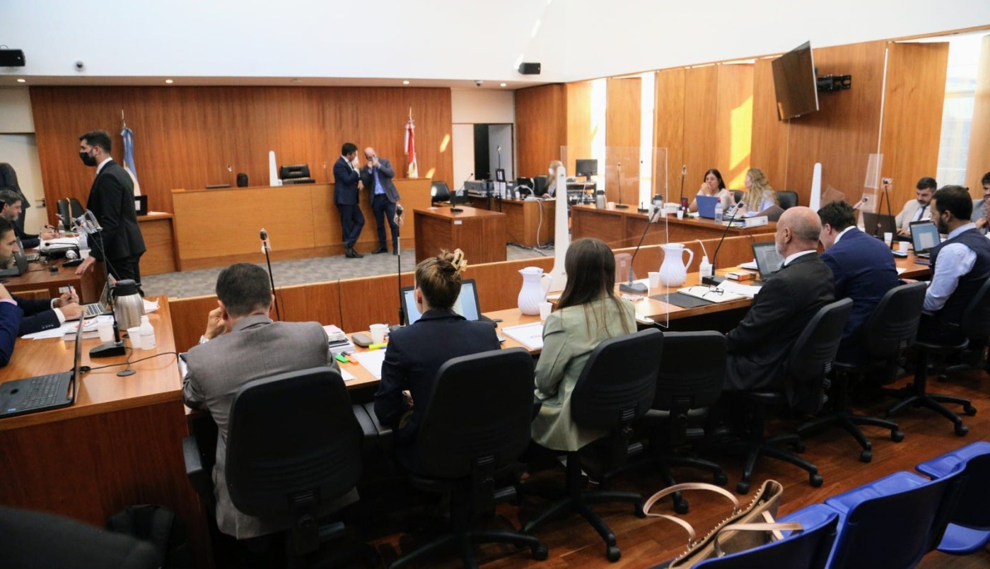 Juicio a Alvarado: una insólita presentación y una multa de 758 millones de pesos | Rosario y la región