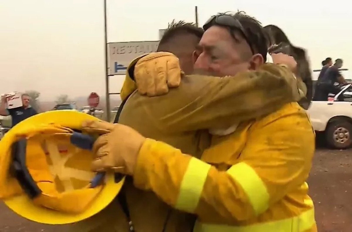 “Sacamos a dos chiquitos como pudimos”: las lágrimas de los bomberos voluntarios en Corrientes | Información General