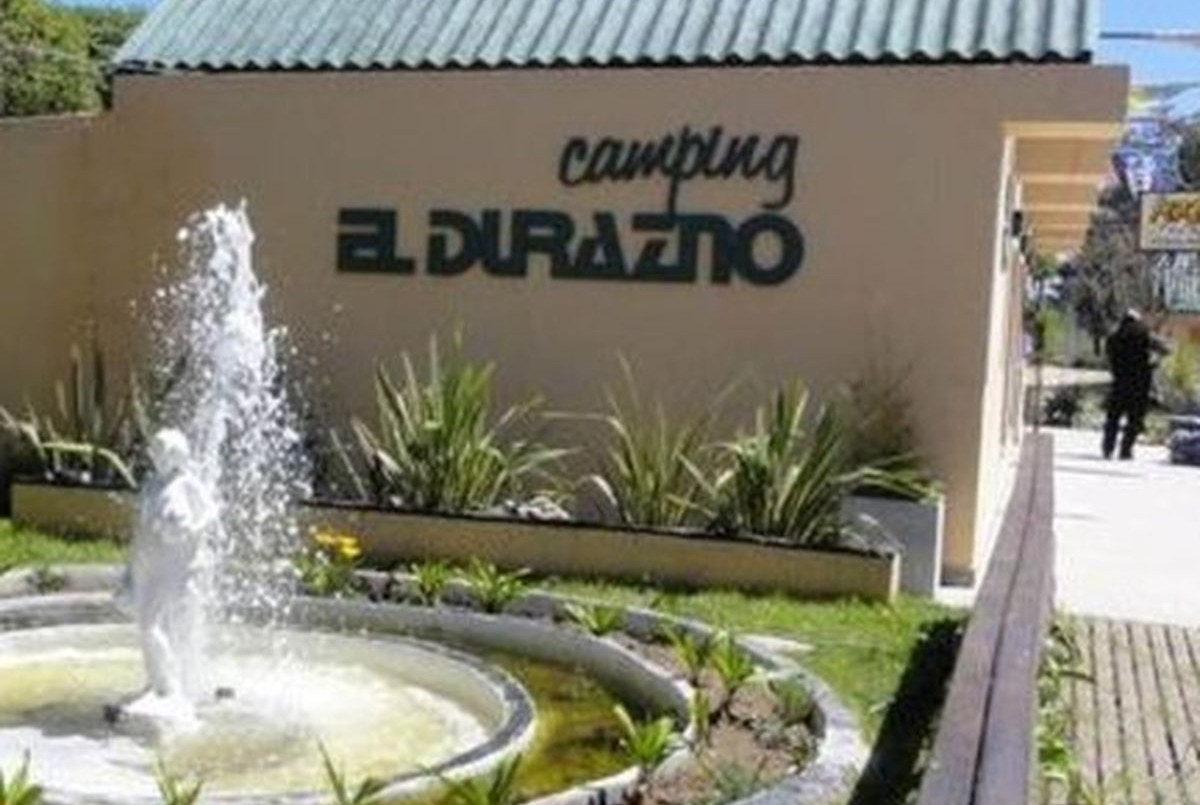 Prohíben salir del país a los acusados de abusar de una menor en un camping de Miramar | Información General