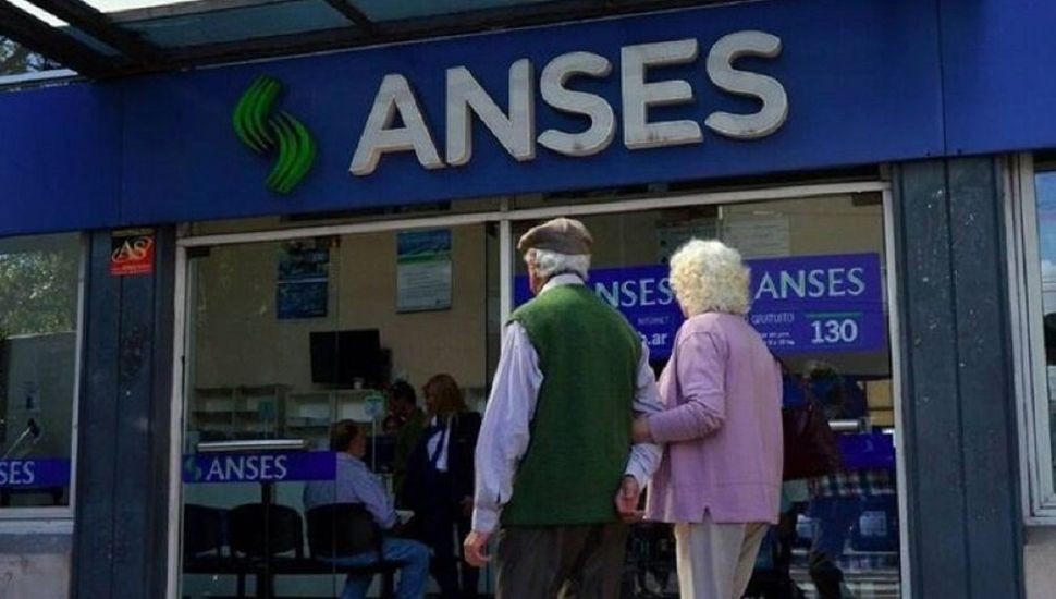 Oficializaron el pago del bono de $6000 a jubilados y pensionados | Servicios