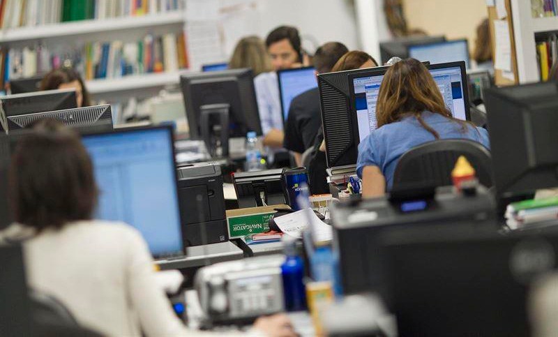 Los trabajadores estatales recibirán un 10% de aumento adicional | Información General