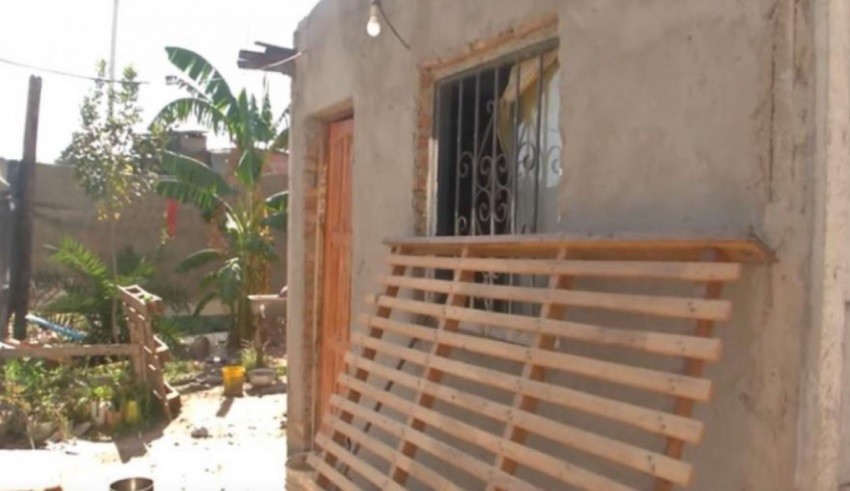 Simuló estar muerta para que su esposo dejara de pegarle y atacarla con un cuchillo | Información General