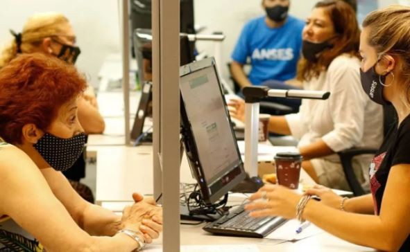 Jubilaciones: extenderían la vigencia de la moratoria que vence en julio | Servicios