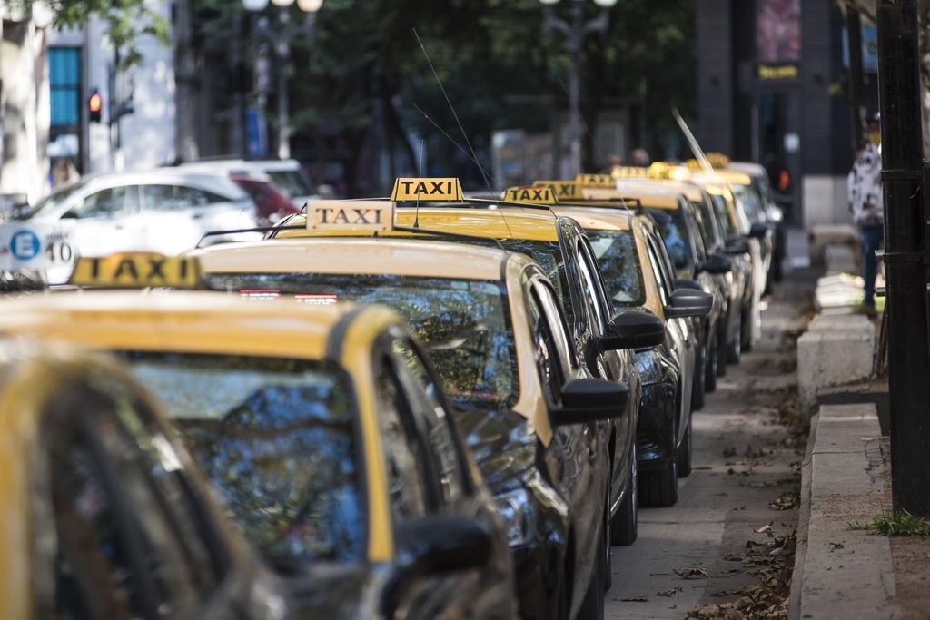 Impulsan que taxistas puedan renovar sus coches sin pagar IVA | Información General
