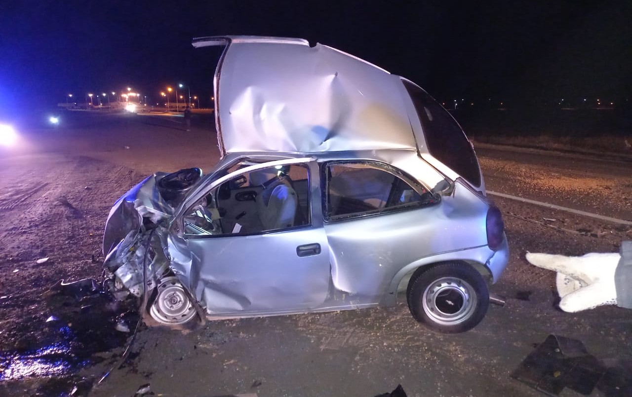 Dos muertos y dos heridos en trágico choque en Armstrong | Información General