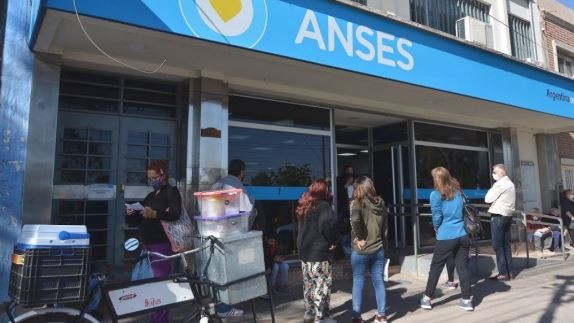 ANSES pagará hasta $18.000 extra en la segunda quincena de julio: quiénes son los beneficiarios | Servicios