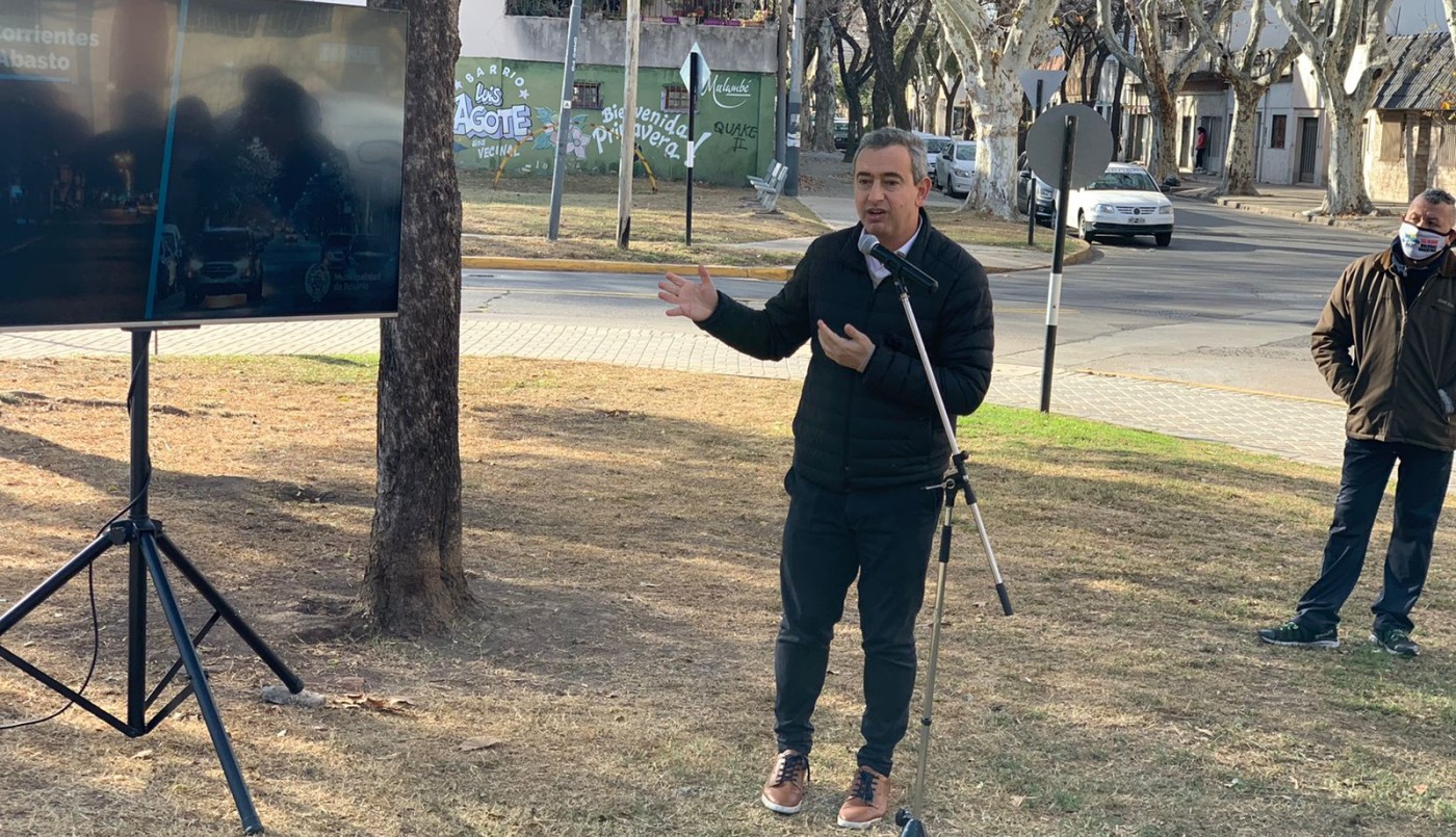 Javkin anunció un plan de iluminación en los barrios  y se refirió a la inseguridad | Rosario y la región