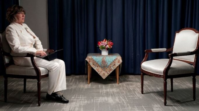 El presidente iraní suspendió una entrevista con una periodista, porque se negó a utilizar el velo | Internacionales