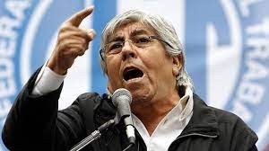 Fuerte amenaza de Moyano: "Si no dan el aumento que el trabajador se merece, el lunes arrancamos con un paro nacional de Camioneros” | Información General