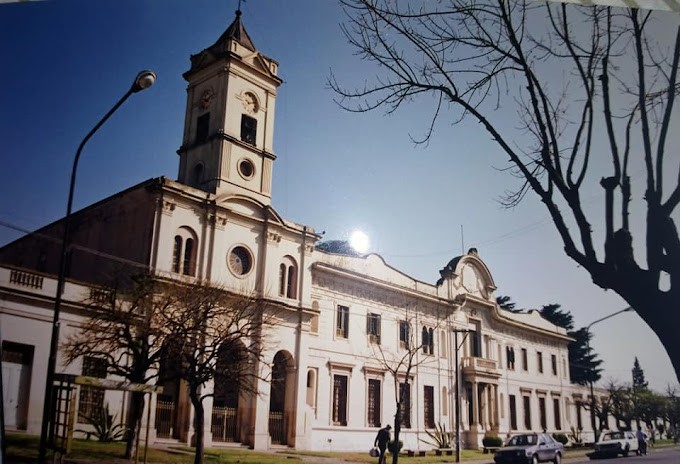 Concentración en el Hospital Geriátrico Provincial | Rosario y la región