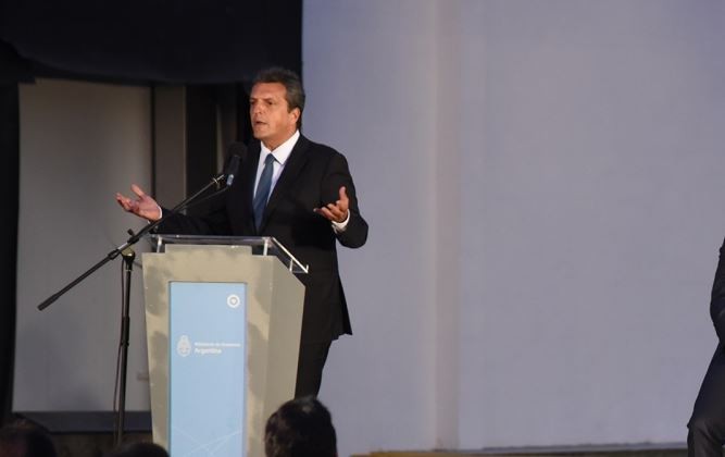 Massa: "No me suban a otra carrera porque la nuestra es la del desarrollo económico de Argentina" | Política y Economía