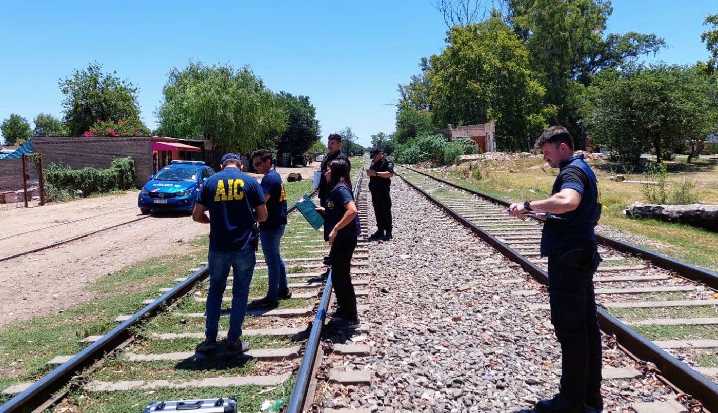 Lo hallaron asesinado de un disparo en el cuello en Villa Gobernador Gálvez | Rosario y la región