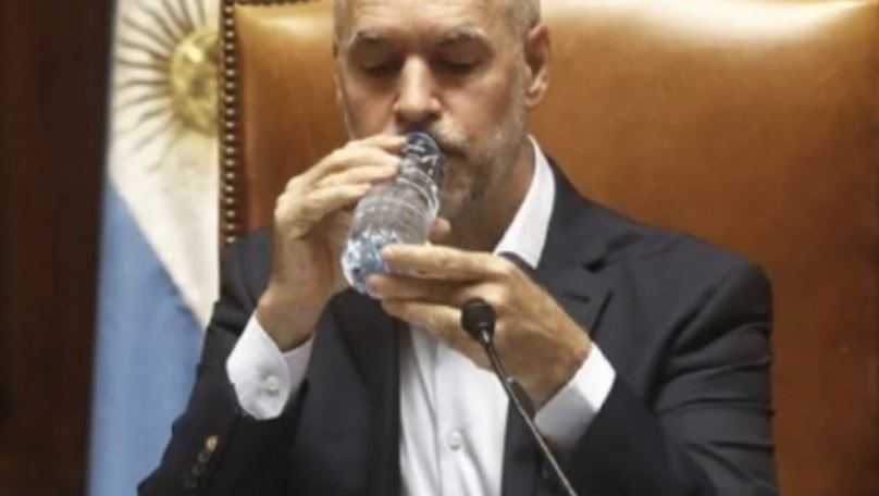 Larreta respondió a una crítica en redes sociales: "Tengo temblor esencial, me lo diagnosticaron a los 5 años" | Política y Economía