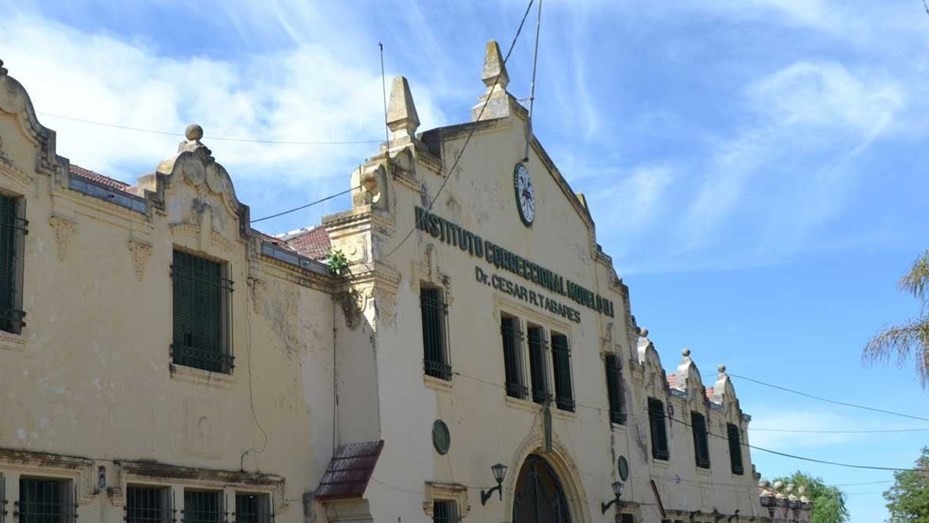 Un preso asesinó a otro a puñaladas en la cárcel de Coronda | Rosario y la región