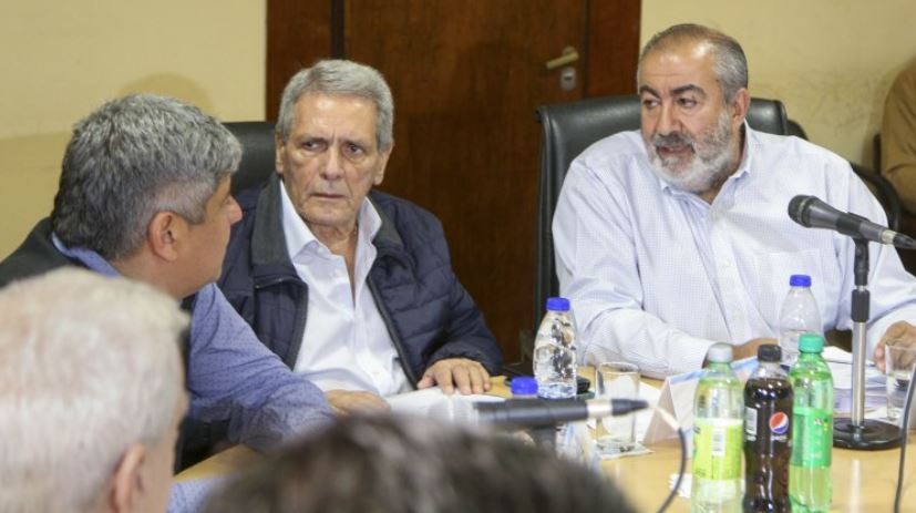 "Provocadores y retrógrados": el duro comunicado de la CGT contra Bullrich, Milei y Espert | Política y Economía