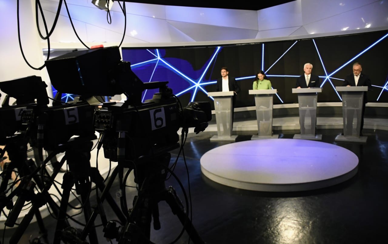 Santa Fe Debate: Bukele y Milei generaron tensiones entre Bodoira y Deiana | Rosario y la región