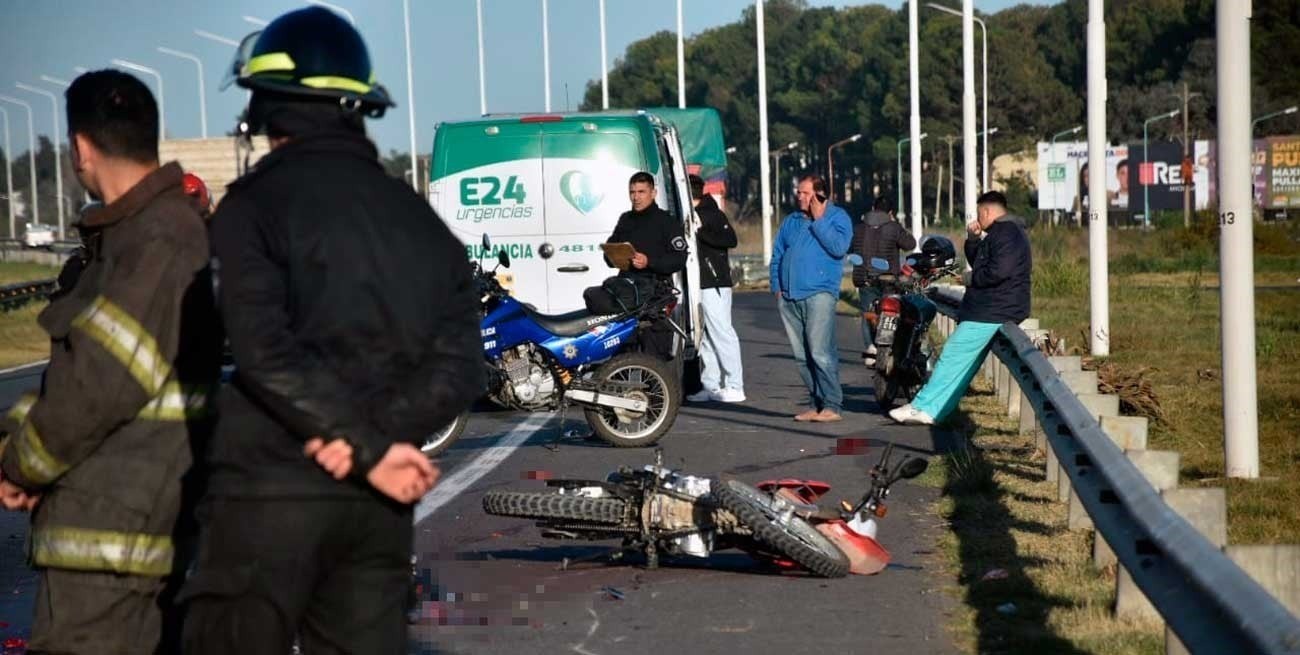 Accidente fatal en la autopista Santa Fe: murió un motociclista | Información General