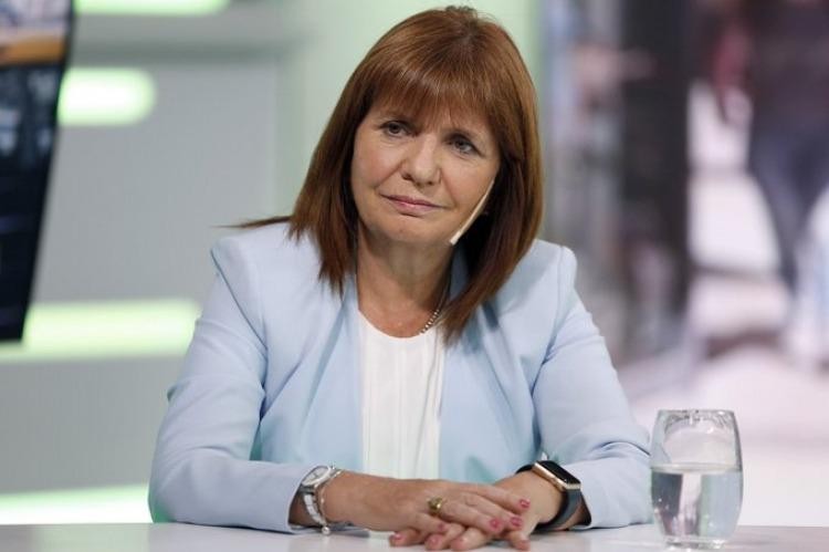 Patricia Bullrich envío sus condolencias a la familia del Policía acribillado frente a AIC | Información General
