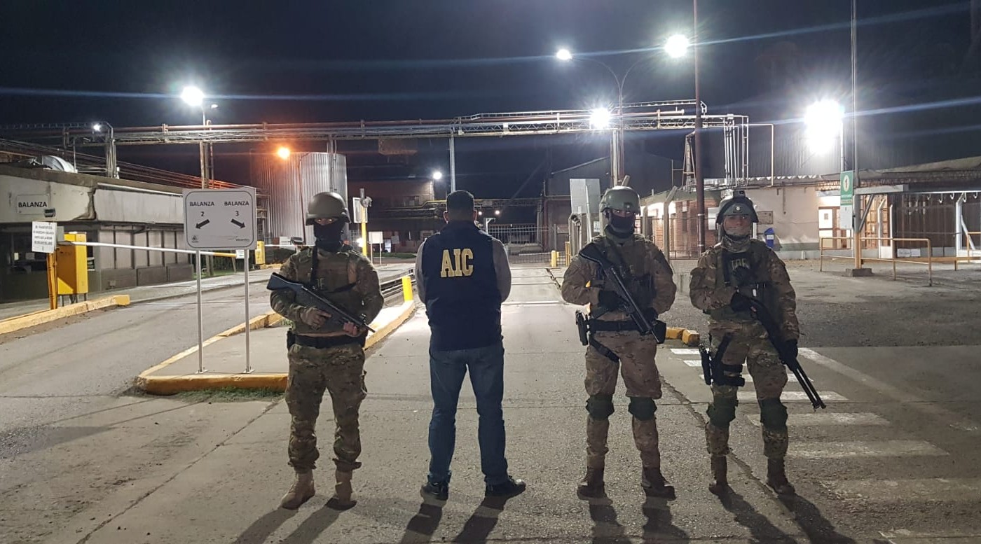 Escándalo en la región: pincharon caño subterráneo para robarle aceite vegetal a Vicentin | Rosario y la región