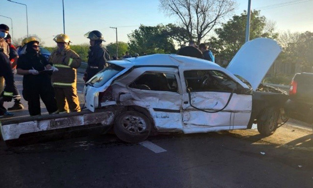 Tragedia en Ruta 18: murió otro de los jóvenes que iba en el auto que giró en "U" | Rosario y la región