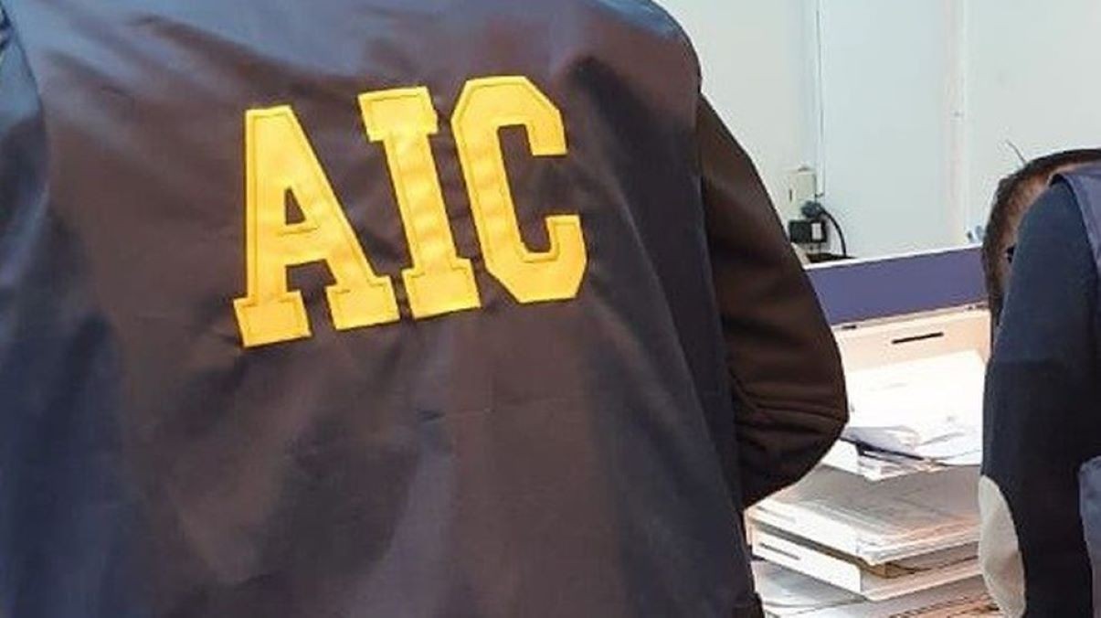 Choque entre un colectivo y una moto con dos heridos trasladados al Heca | Rosario y la región