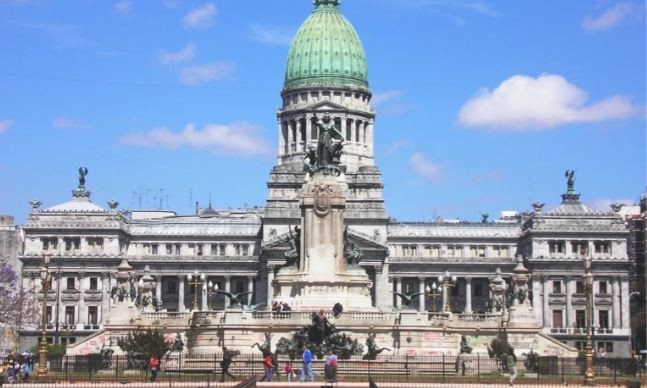 Boletín Oficial: Alberto Fernández prorrogó las sesiones en el Congreso | Política y Economía