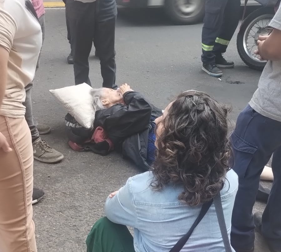 Accidente de tránsito: Una mujer fue atropellada en Buenos Aires y Montevideo | Rosario y la región