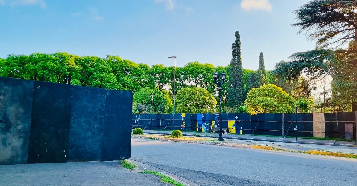 Colón y Gimnasia se juegan la permanencia en un Coloso que amaneció vallado | Rosario y la región