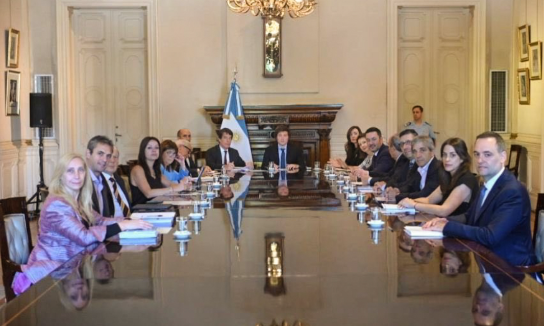 Fuerte advertencia de Milei: "Si la ley no se sanciona, el ajuste será peor para todos, sobre todo para las provincias" (1) | Política y Economía